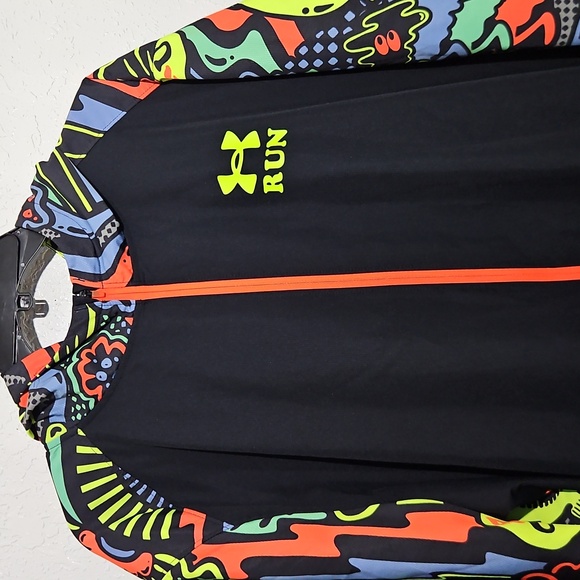 Under Armour men’s Jacket Keep Run Weird Large Fitted Full Zip 1365667, vented - Picture 2 of 8